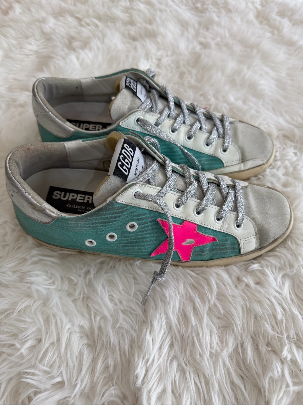 Golden Goose Super-Star Sneakers Size 40
US 10 Turquoise Pink Star Silver Laces